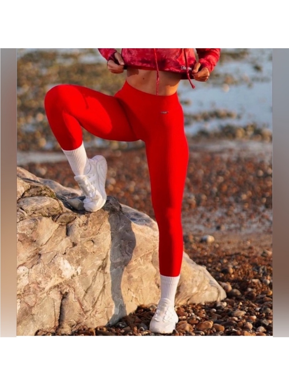 Red bombshell Sportswear xs small High-Waist Red Active Leggings for Women